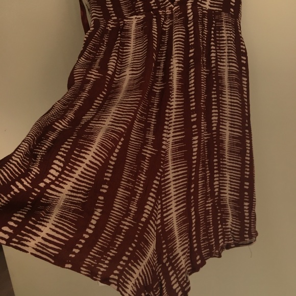 Rust colored romper - Picture 3 of 3